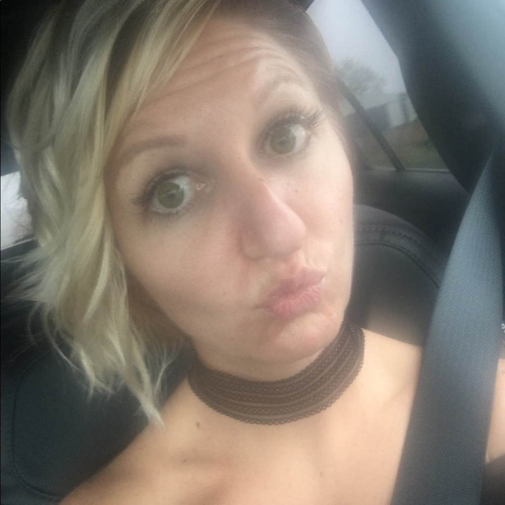 Meet your Posher, Mandy